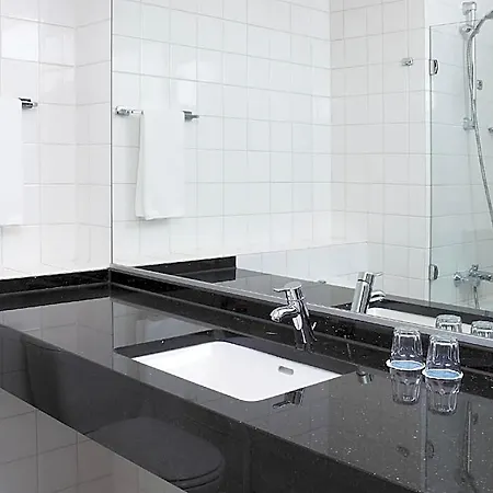 Nh Capelle Rotterdam ホテル 4*