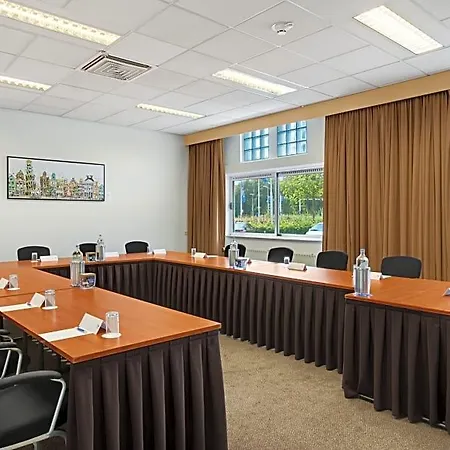 Nh Capelle Rotterdam 4* カペレ・アーン・デン・エイセル
