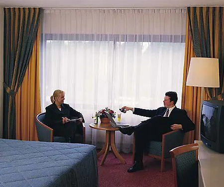 Nh Capelle Rotterdam 4* カペレ・アーン・デン・エイセル