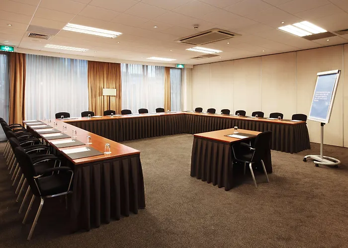 Nh Capelle Rotterdam Hotel 4*