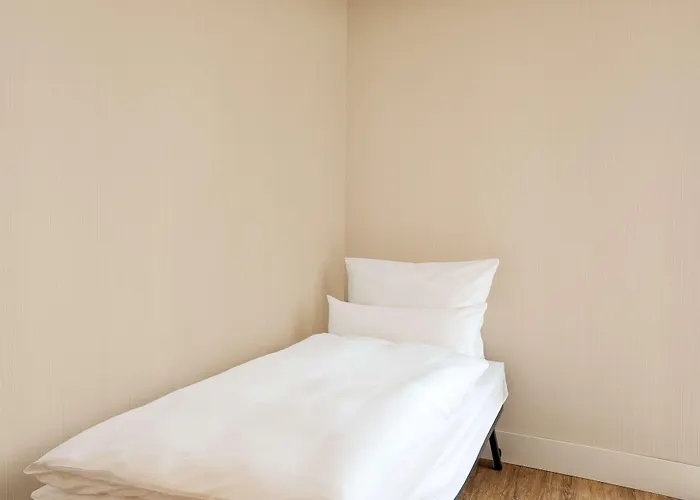 Nh Capelle Rotterdam Hotel 4*