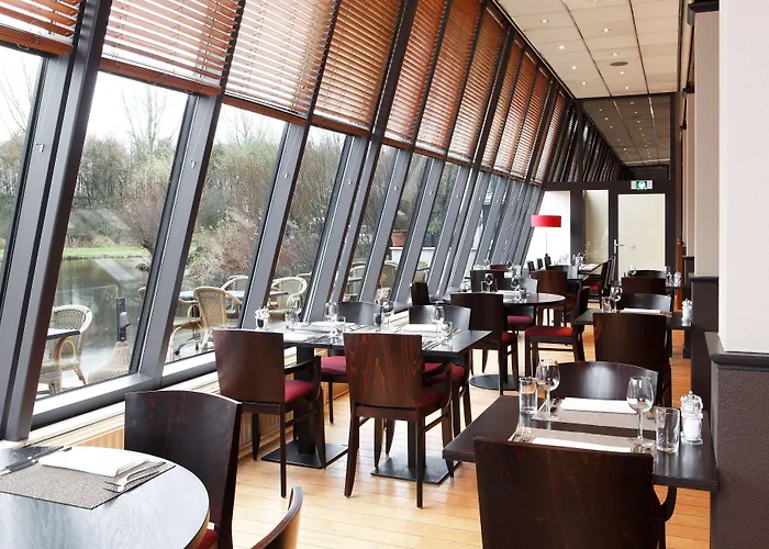 Nh Capelle Rotterdam 4*